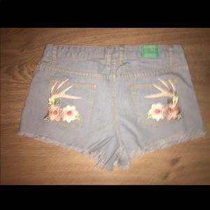 Judith march denim shorts floral antler